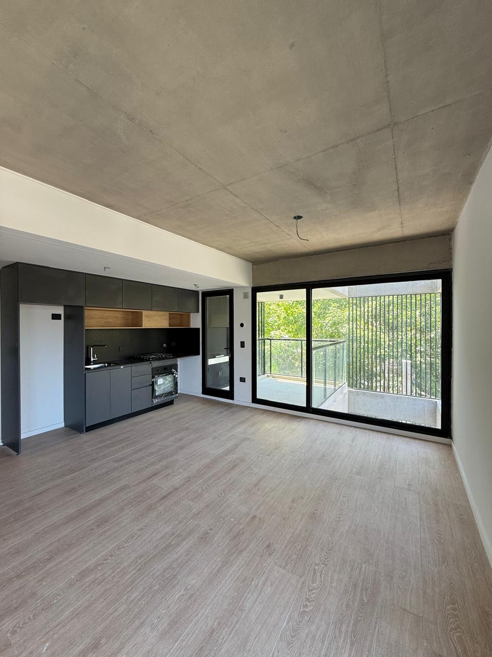 Nero — Fachada esquina